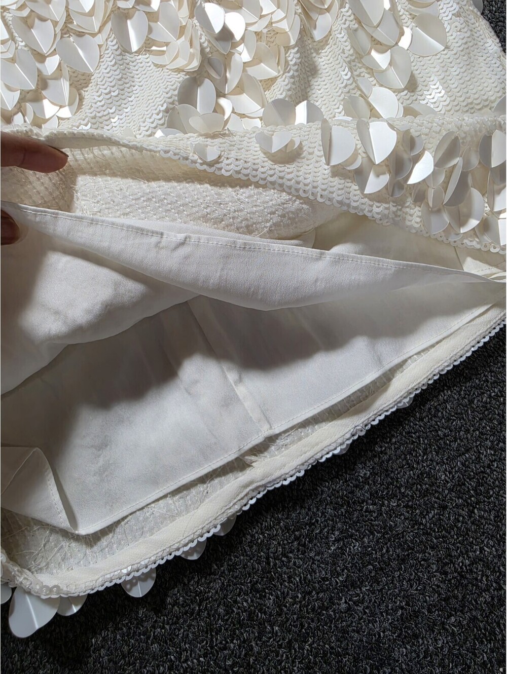 Ted Baker London Ivory Sequin 2 Piece Set Crop Top Mini Skirt NWT Size 2 - Picture 15 of 16